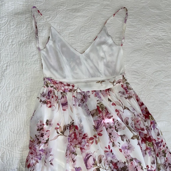 Long floral Dress - Picture 7 of 8